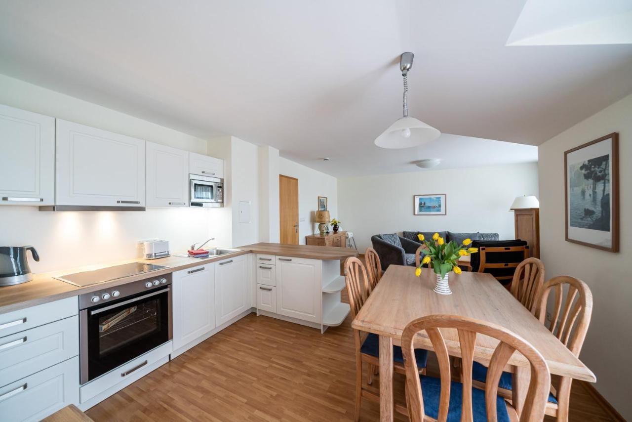 Haus Sonnenschein Goehren Appartement Buitenkant foto