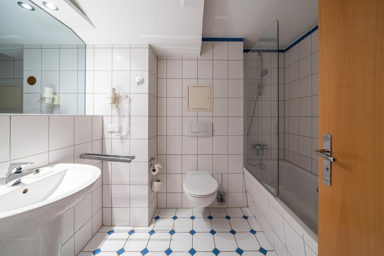 Haus Sonnenschein Goehren Appartement Buitenkant foto